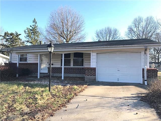 1st image of 1316 Claudine Dr