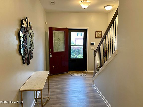 3rd image of 565 Golden Villas Drive