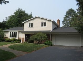 19 Davey Cres, Rochester, NY 14624