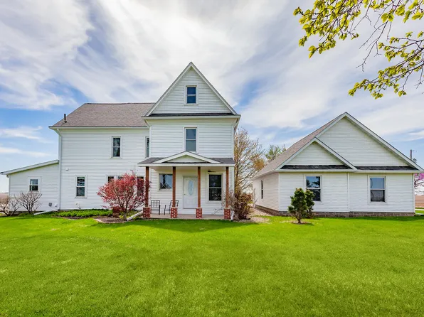 15468 150th St, Perry, IA 50220