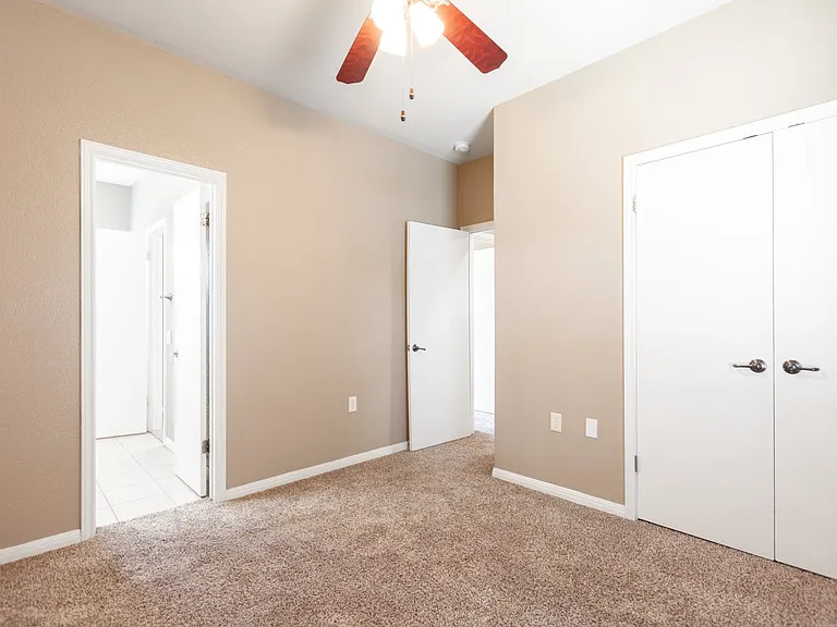 2326 Webberville Rd #B — Photo 15
