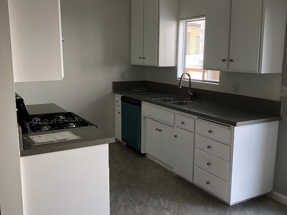 1st image of 427 W Dryden St APT 105