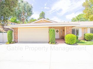 26390 Oak Plain Dr, Santa Clarita, CA 91321