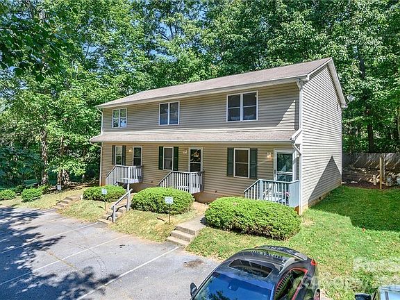 2nd image of 6 Azalea Rd Unit C
