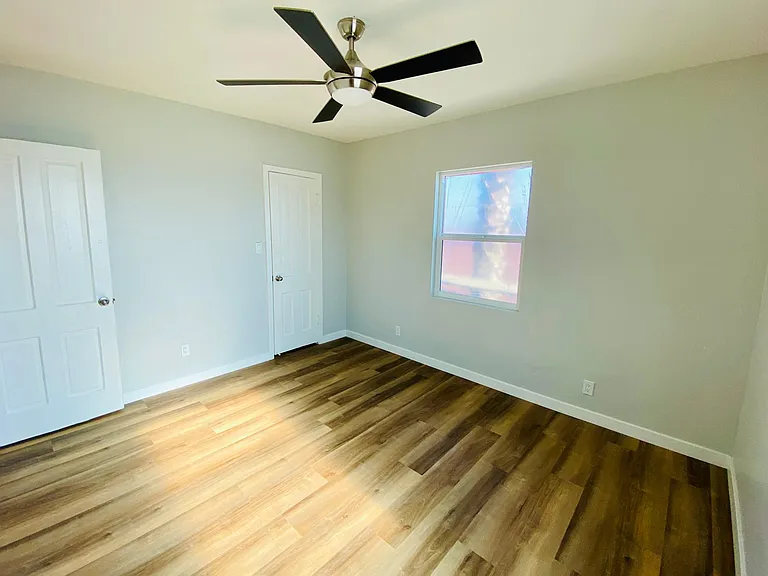 4131 Wilson Ave — Photo 14