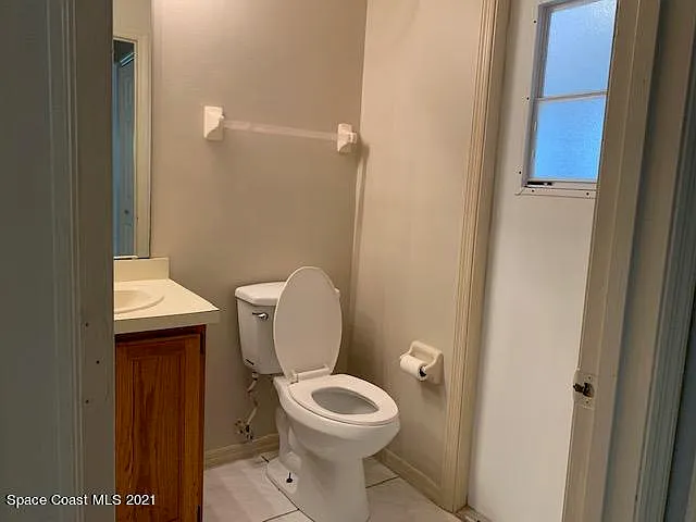 1098 Elmsford St NW — Photo 11