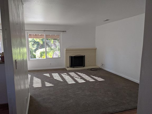 4th image of 3412 Orange Grove Ave