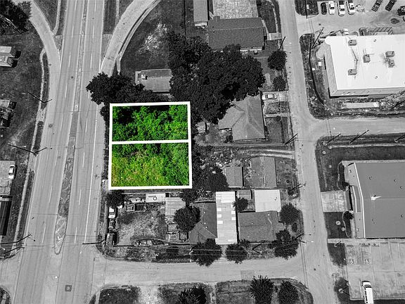 3rd image of 2508 Lockwood Dr