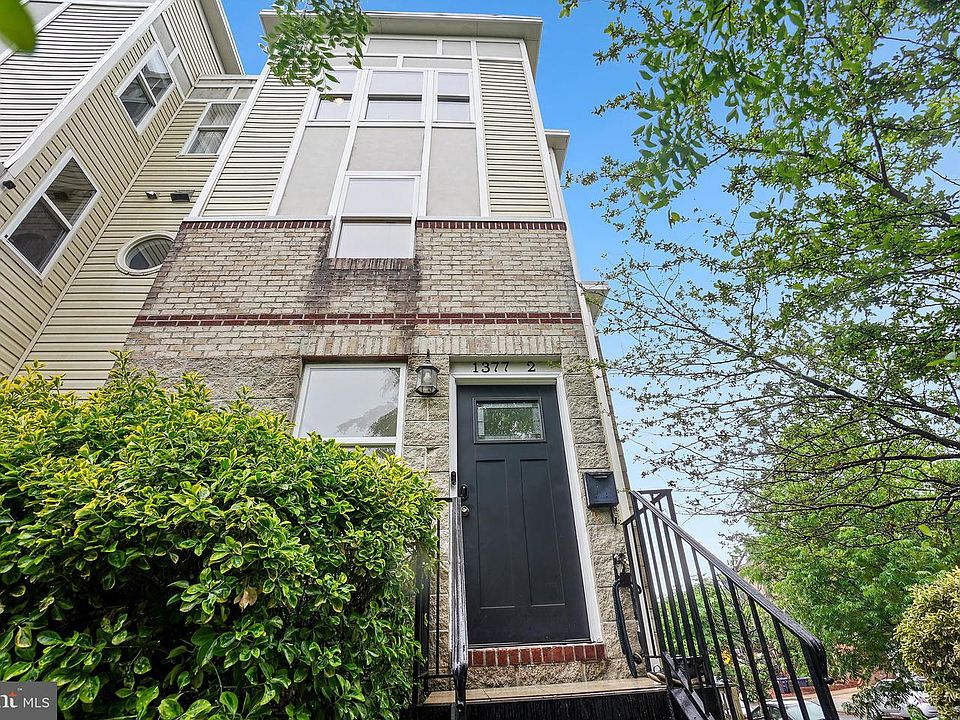 1st image of 1377 K St SE APT 2