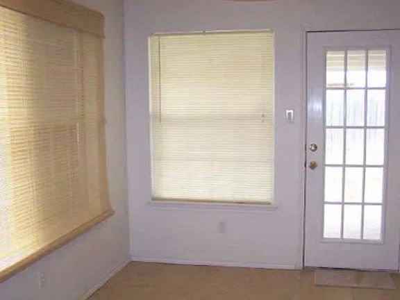 5th image of 769 Windridge Ln