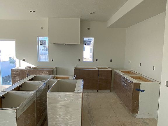 2nd image of 4590 W 75 N