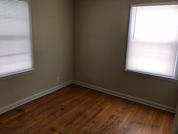 5th image of 4207 E 62nd St