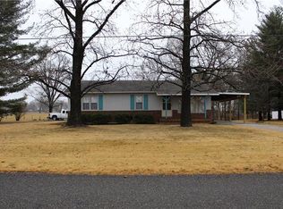 3717 Drexelius Rd, Bethalto, IL 62010