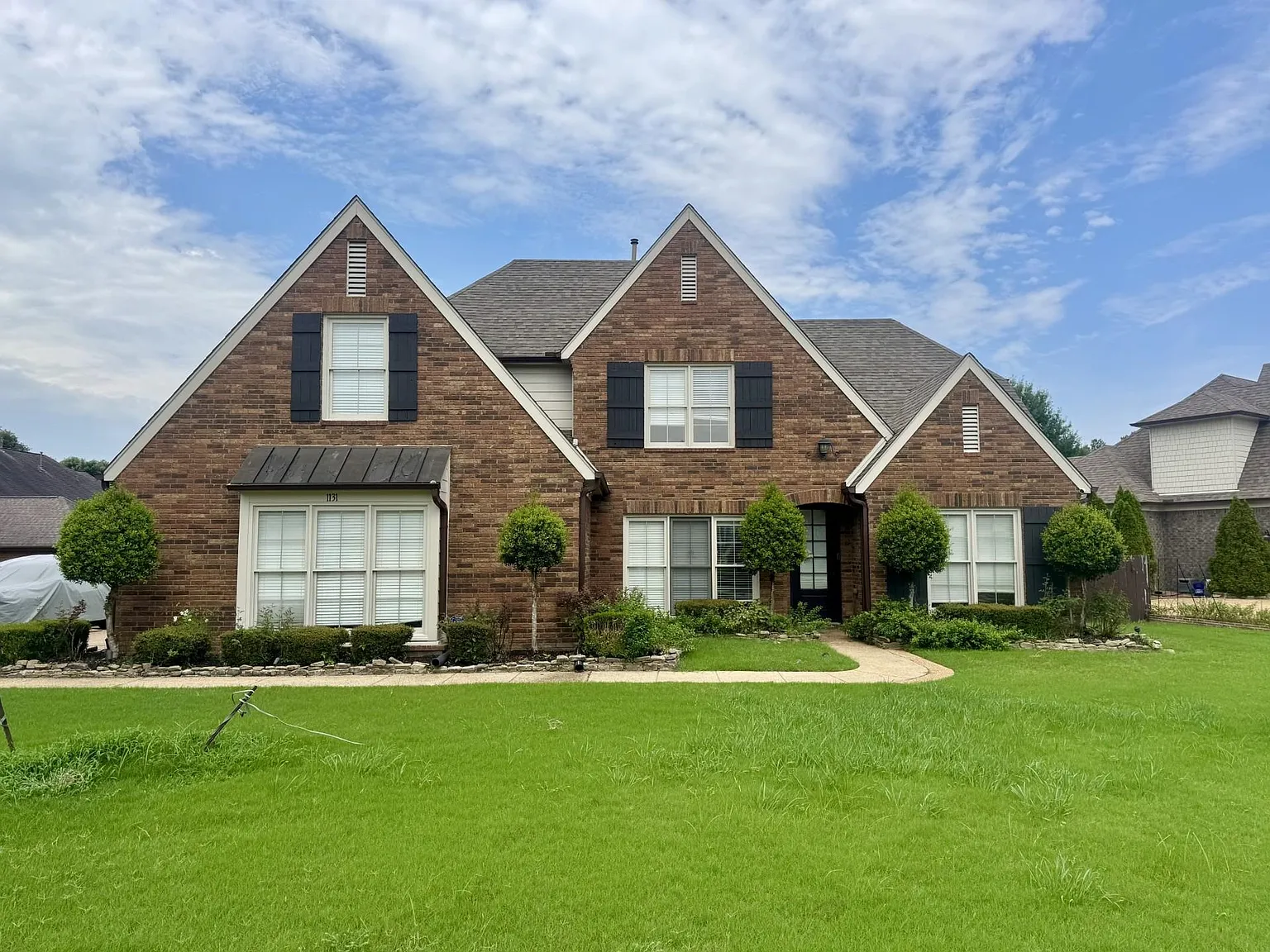 5 bed, 3.0 bath, 2789 sqft, $3,300 — Photo 1