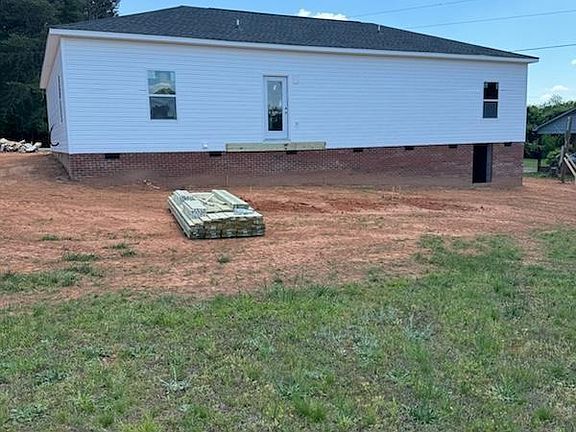 2nd image of 4154 Gordon Dr