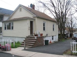 260 Oswald Pl, Vauxhall, NJ 07088