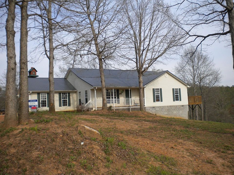 Spacious Ranch with Wrap around Deck