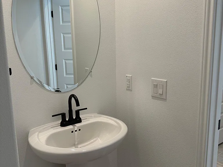 1021 Legend Milton Ln — Photo 16
