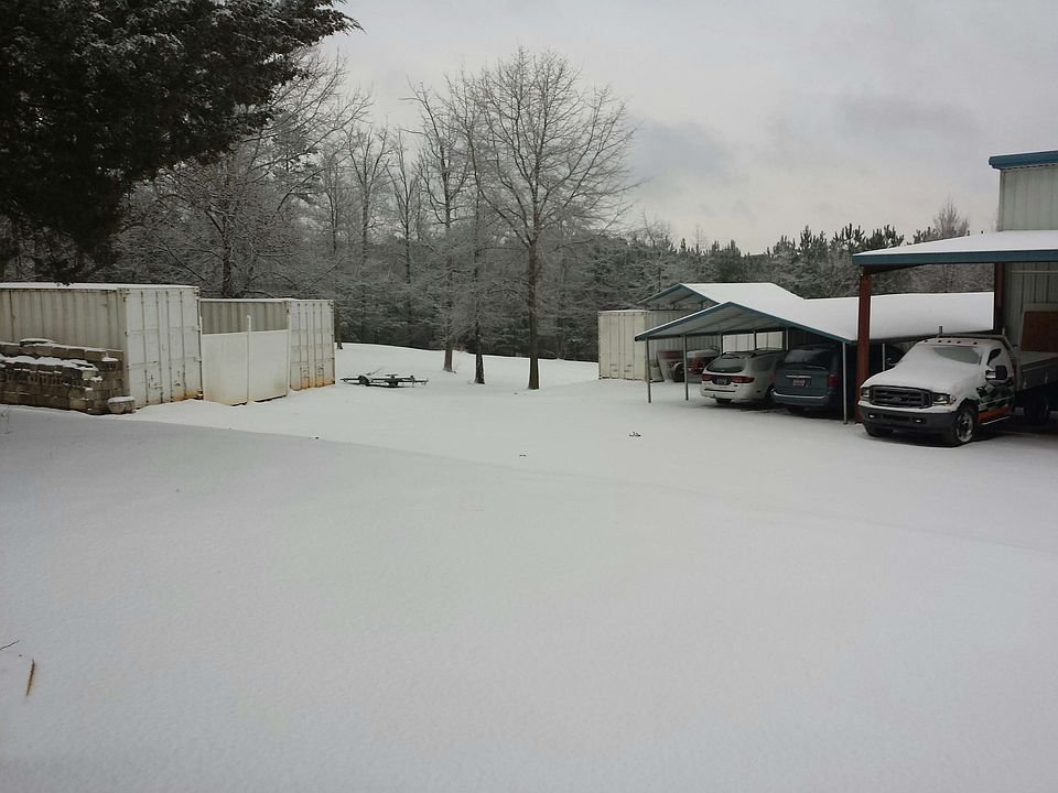 2nd image of 1925 Denver Rd.
