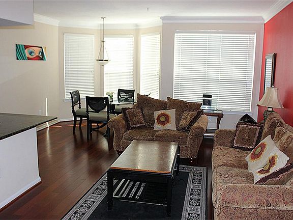 4th image of 7575 Kirby Dr APT 3402