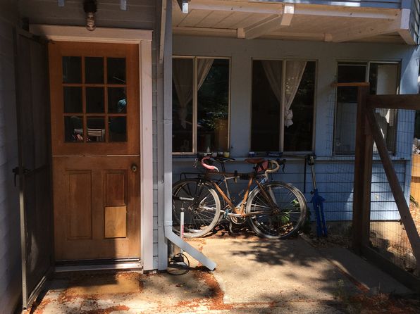 7 Salix Ave