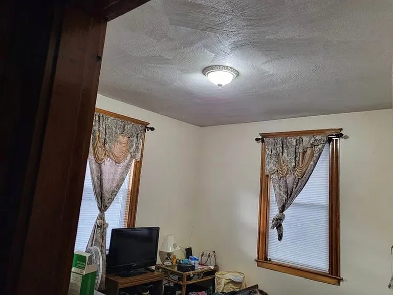 123 Tracy Ave #1 — Photo 3