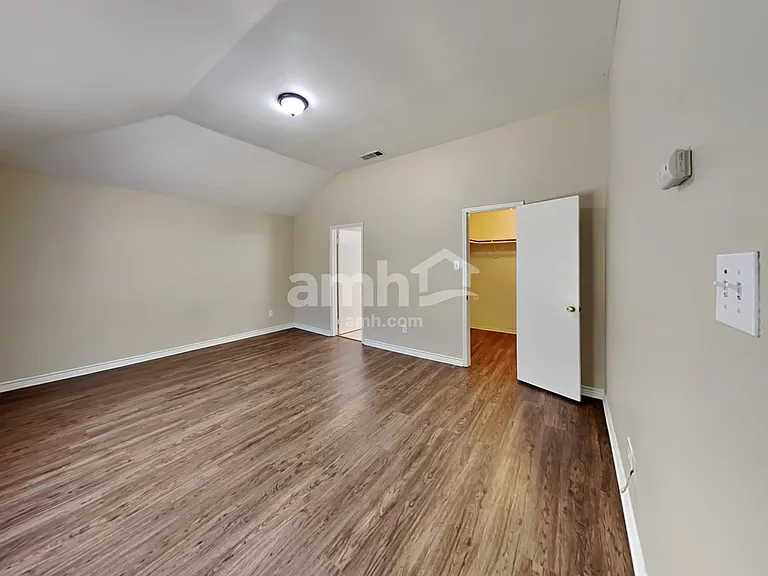 737 Oak Dale Ave — Photo 12