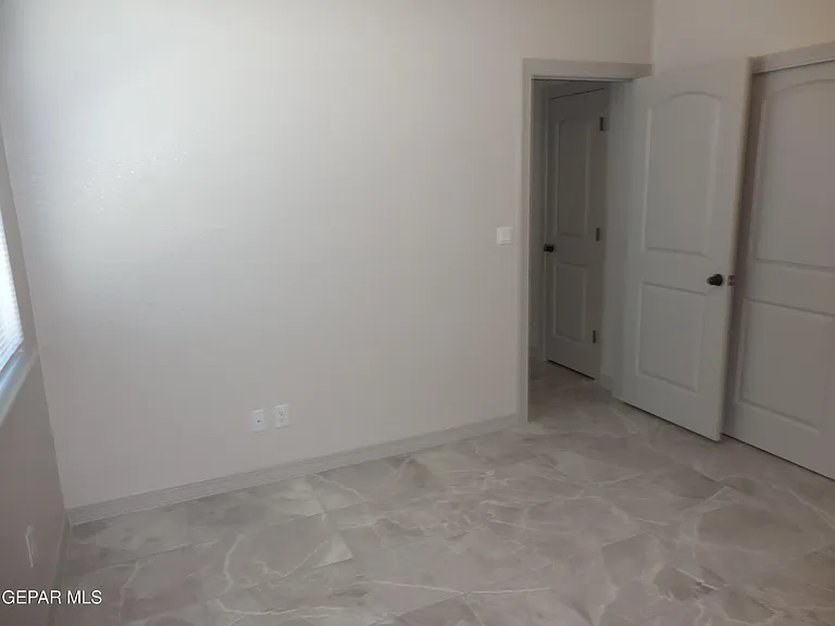 12817 Giovanni Grajeda Ave — Photo 26