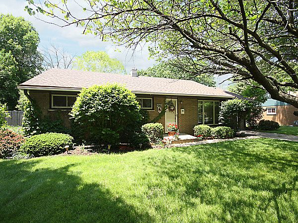 1st image of 204 Hill Ave