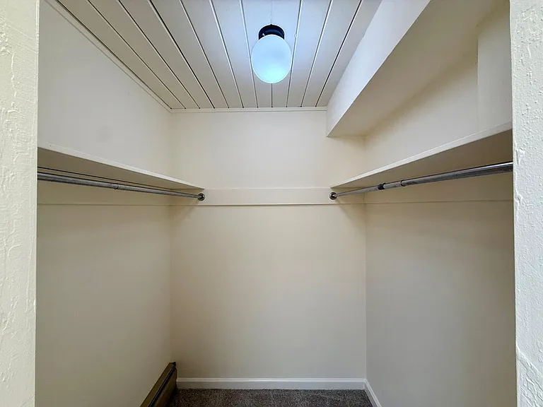 336 Mount Shasta Dr — Photo 15