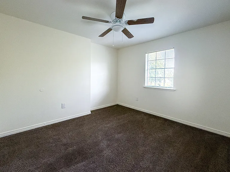 D'Iberville Townhomes — Photo 6