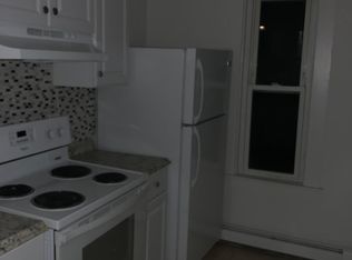 20 Hodges Ave APT 1, Taunton, MA 02780