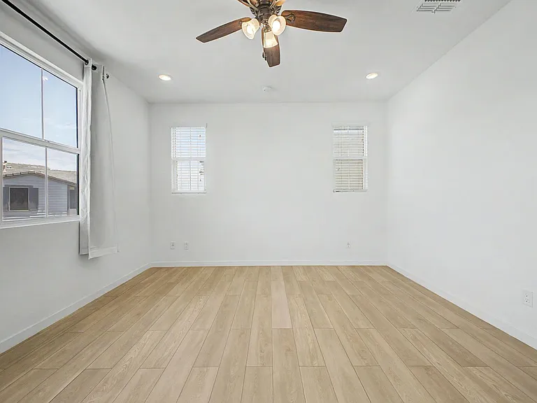 2771 S Chippewa Dr — Photo 16