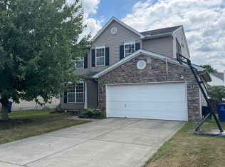 489 Stone Shadow Dr, Blacklick, OH 43004