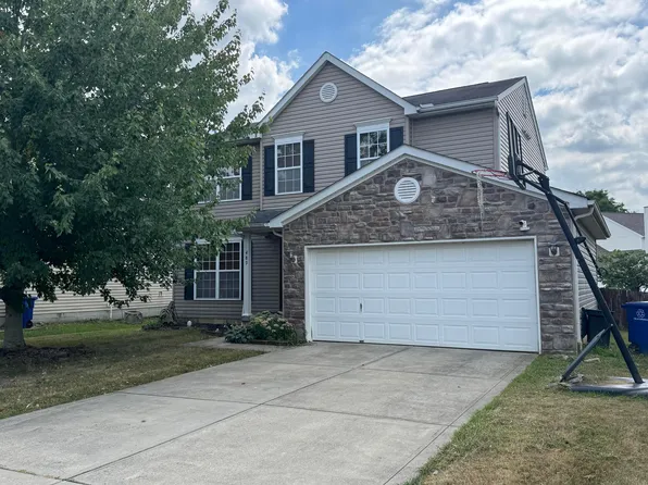 489 Stone Shadow Dr, Blacklick, OH 43004