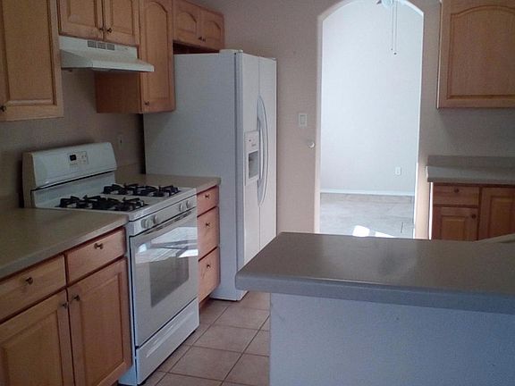 3rd image of 7509 Ramona Ave NW