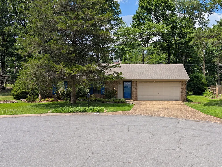 12 Royal Ct — Photo 12