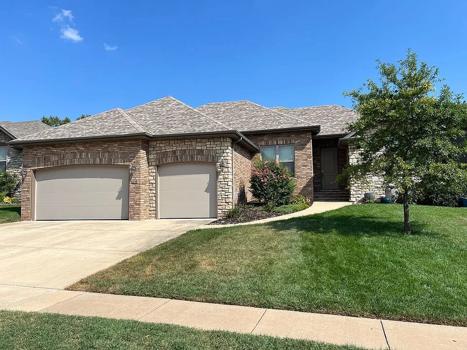 614 N Galileo Dr