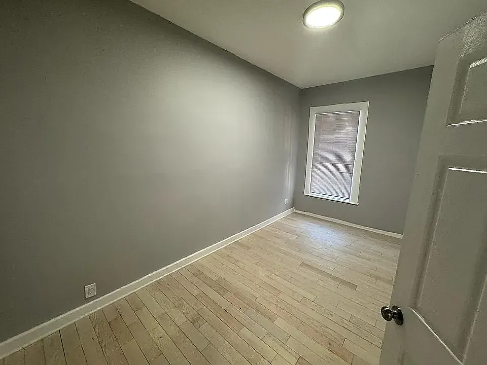 4 bed, 1275 sqft, $2,050 — Photo 4