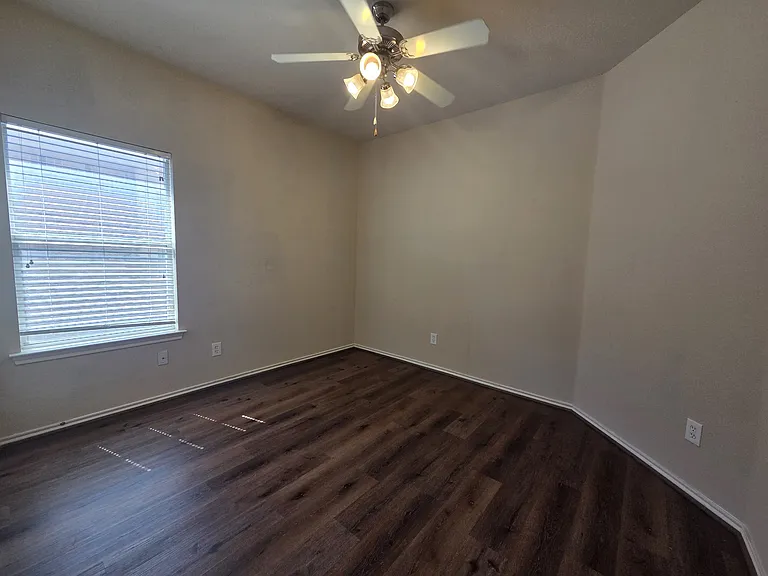6037 Horse Trap Dr — Photo 33