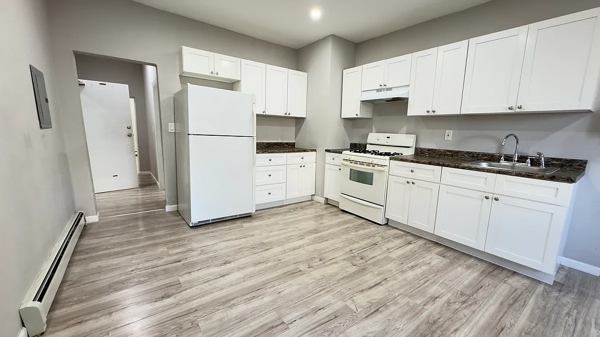 Building Photo - 317 E Jersey St #1A