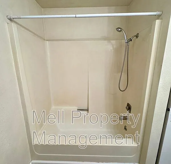 919 N Harding Pl #3 — Photo 8