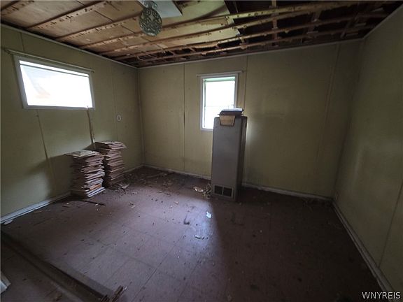 4th image of 3172 Zoeller Rd