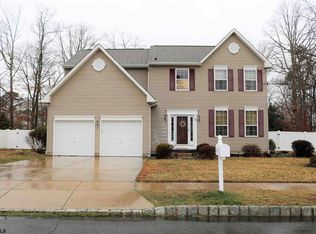 125 Belmont Dr, Egg Harbor Township, NJ 08234
