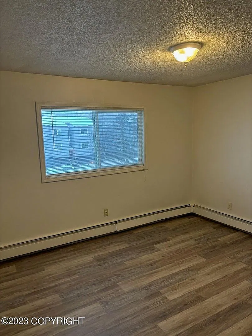 1916 Beaver Pl — Photo 4