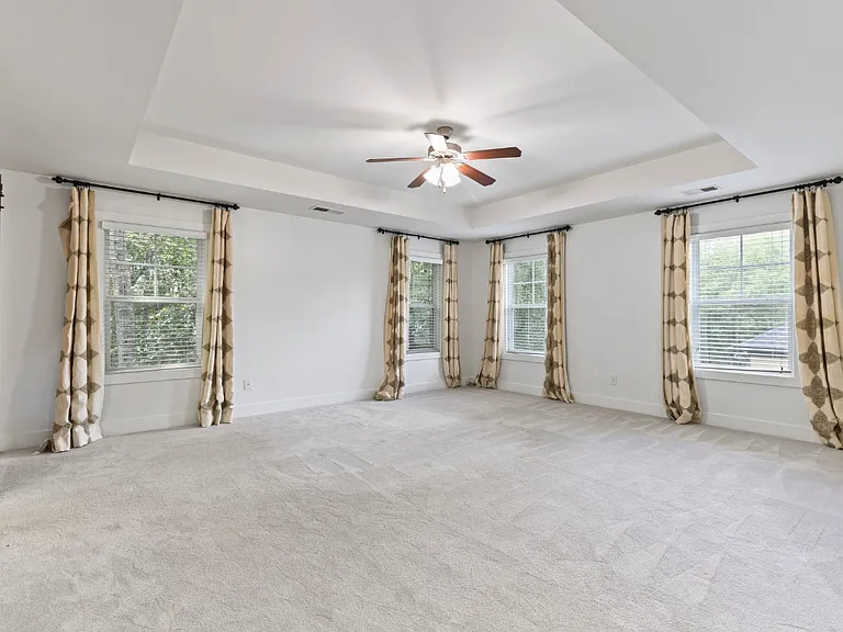 1455 Reynolds Dr — Photo 44