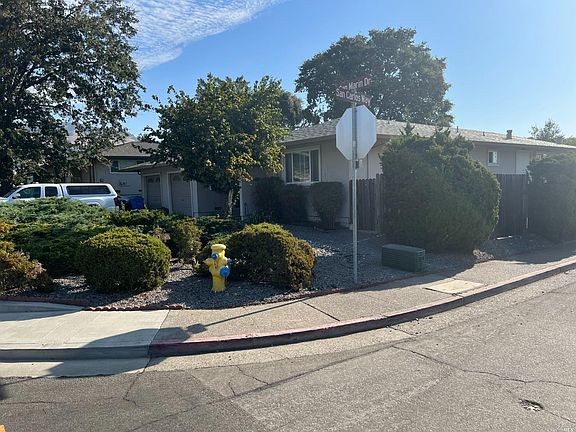 2nd image of 10 San Marin Dr