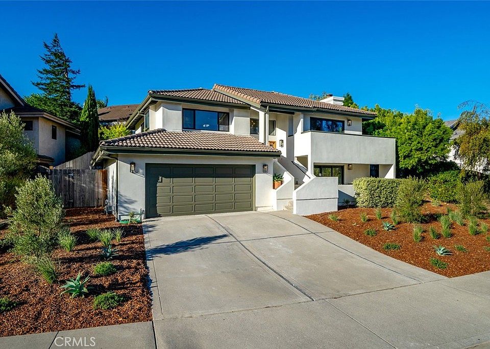 1st image of 839 Mirada Dr