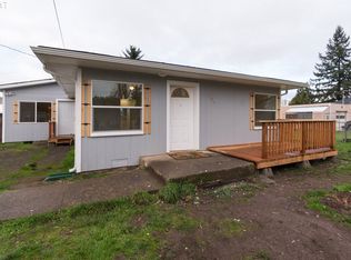 1424 Filbert St, Lebanon, OR 97355