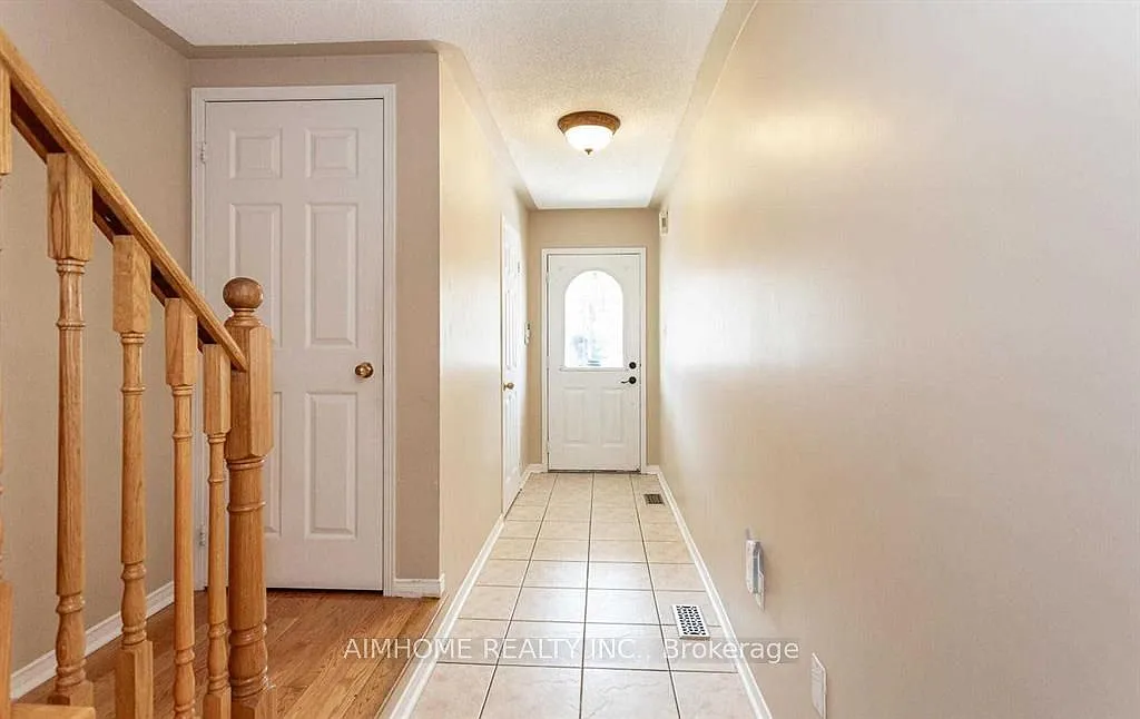 5 bed, $4,000 — Photo 2